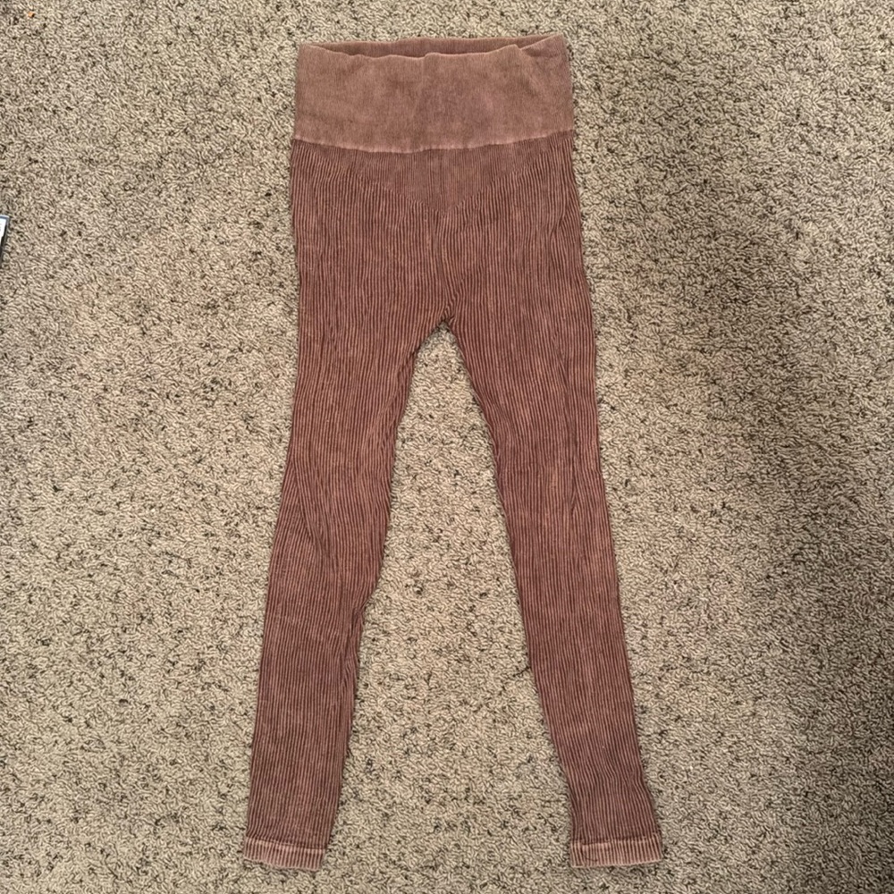 Aura ribbed leggings M/L